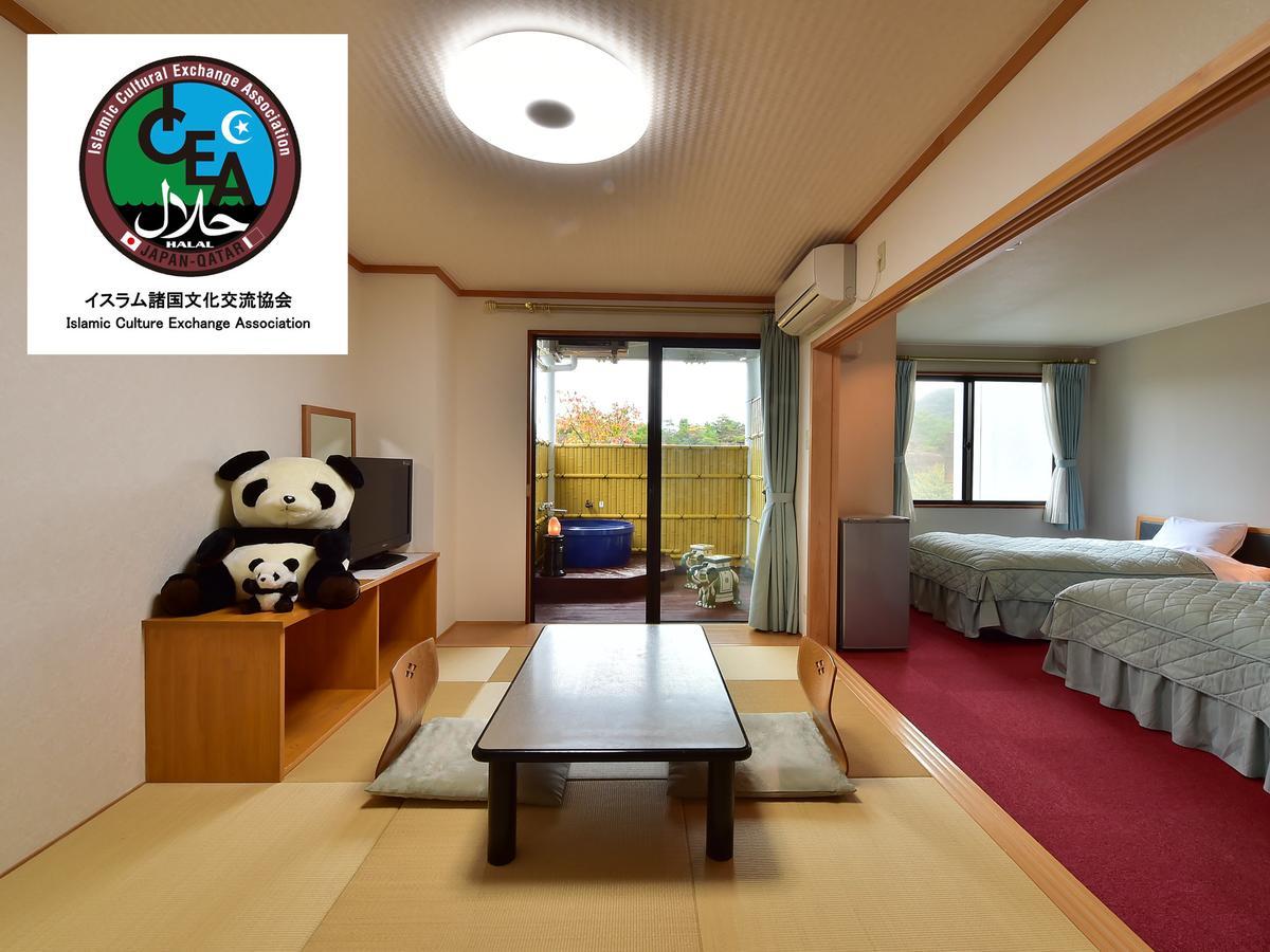 Hotel Sunresort Shirahama Buitenkant foto
